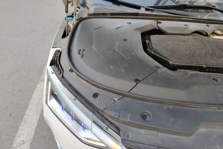 Used BYD Han 2020 DM Four-Wheel Drive Performance Edition Prestige Model Engine Bay Right