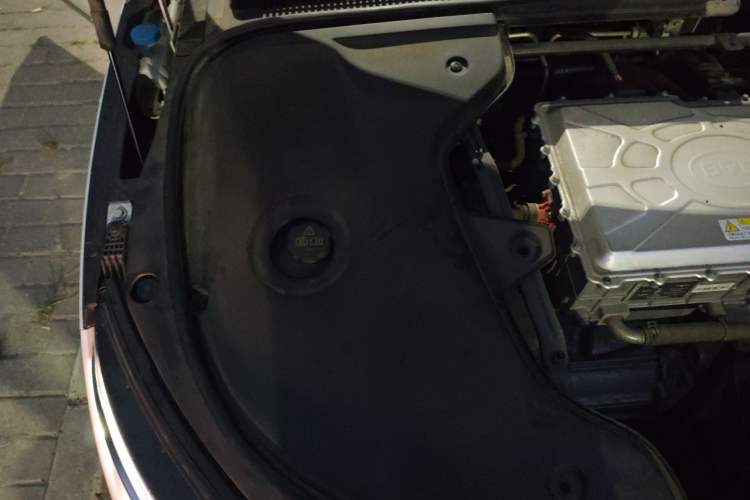 Used BYD Han 2020 EV Four-Wheel Drive High-Performance Flagship Model Engine Bay Right