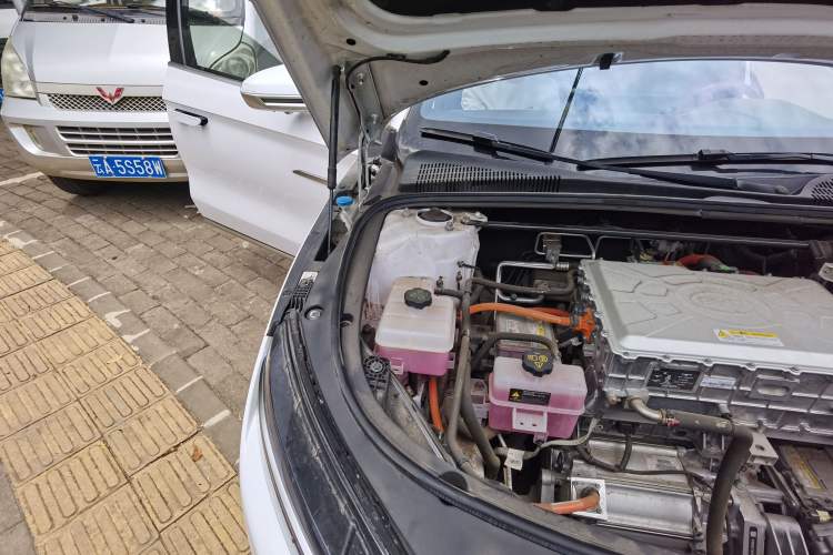 Used BYD Han 2020 EV Long-Range Luxury Model Engine Bay Right