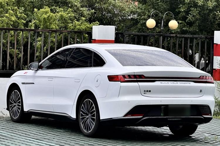 Used BYD Han 2020 EV Long-Range Luxury Model Exterior 2