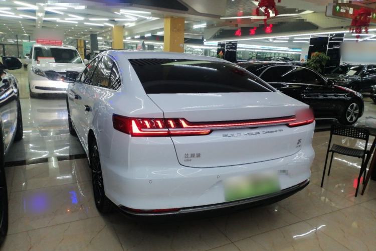 Used BYD Han 2020 DM Four-Wheel Drive Performance Edition Prestige Model Exterior 2