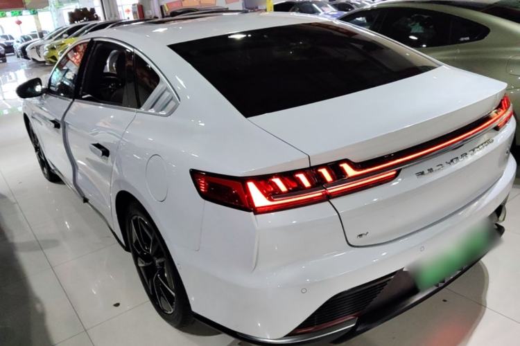 Used BYD Han 2020 EV Four-Wheel Drive High-Performance Flagship Model Exterior 2