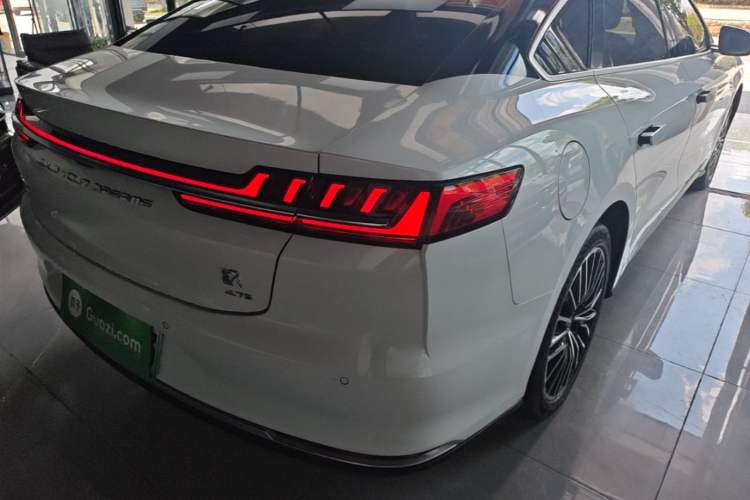 Used BYD Han 2020 DM Four-Wheel Drive Performance Edition Luxury Model Exterior 3