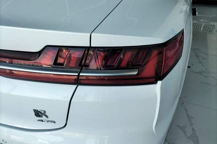 Used BYD Han 2020 DM Four-Wheel Drive Performance Edition Luxury Model Exterior 3