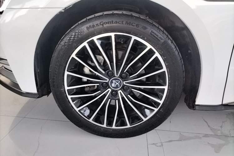 Used BYD Han 2020 DM Four-Wheel Drive Performance Edition Luxury Model Exterior 4
