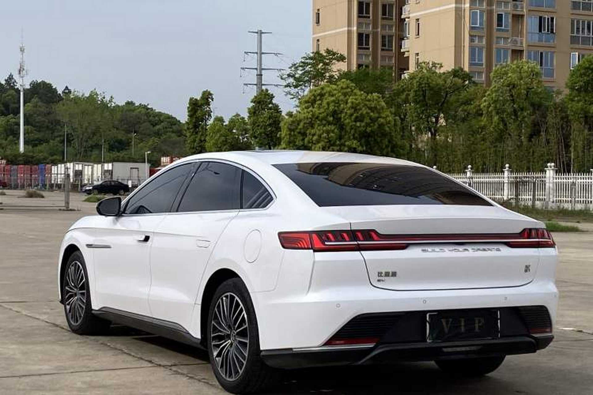 Used BYD Han 2020 EV Long-Range Luxury Model Exterior 5