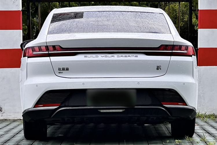 Used BYD Han 2020 EV Long-Range Luxury Model Exterior 5
