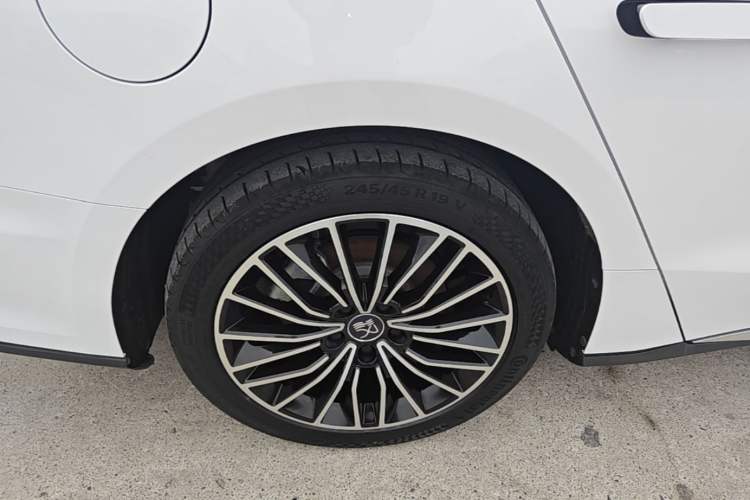 Used BYD Han 2020 DM Four-Wheel Drive Performance Edition Prestige Model Exterior 5
