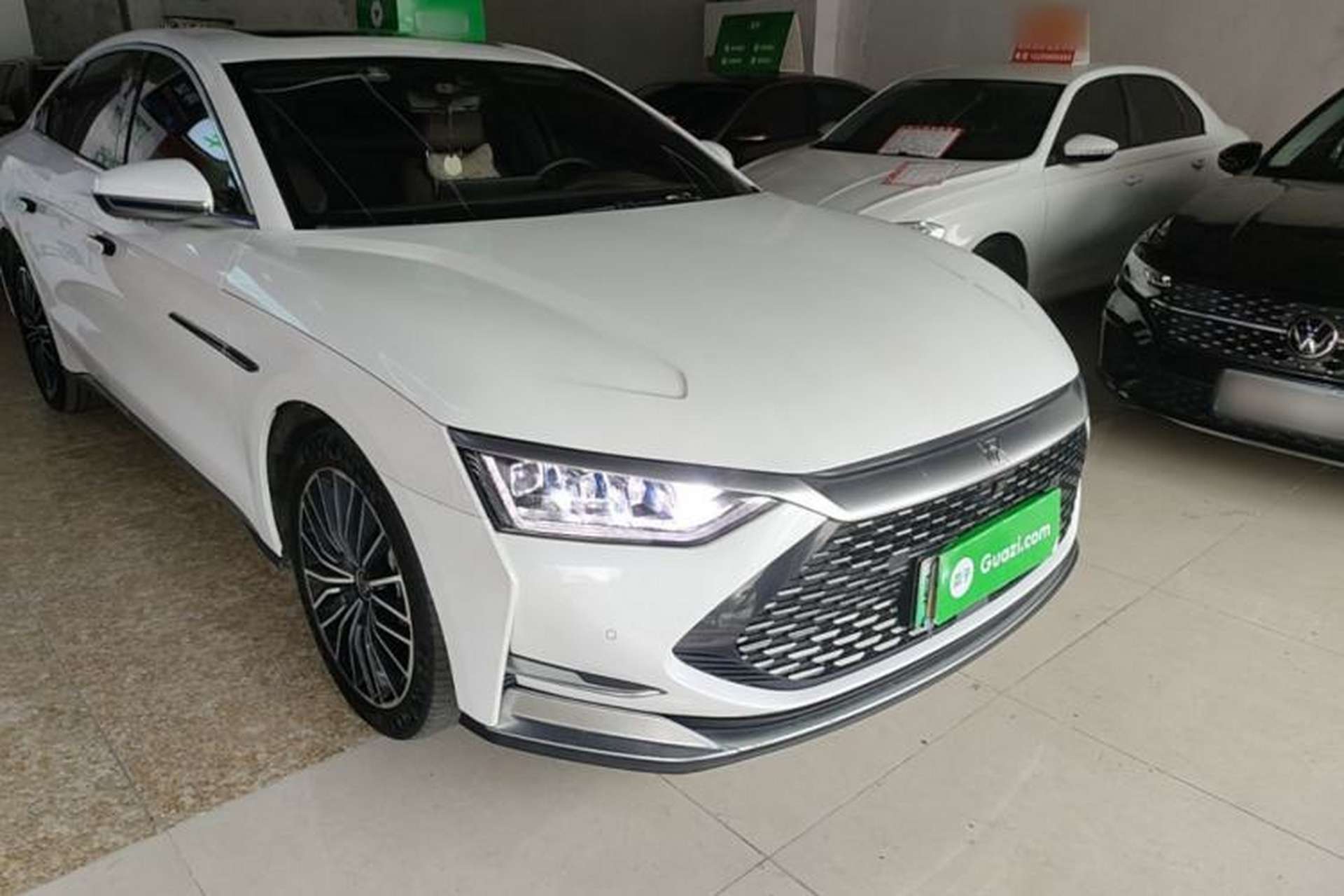 Used BYD Han 2020 DM Four-Wheel Drive Performance Edition Luxury Model Front Right 45 Deg
