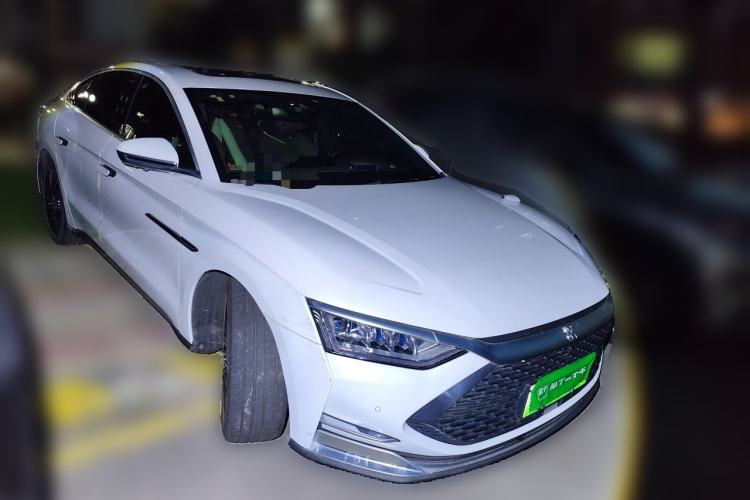Used BYD Han 2020 DM Four-Wheel Drive Performance Edition Luxury Model Front Right 45 Deg
