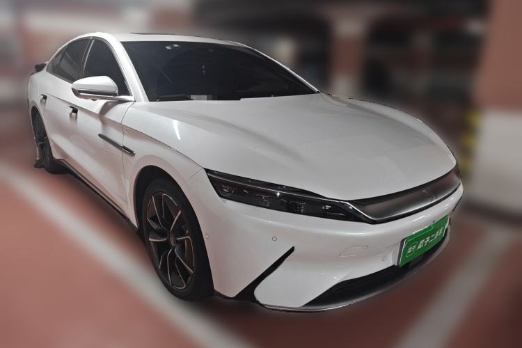 Used BYD Han 2020 EV Four-Wheel Drive High-Performance Flagship Model Front Right 45 Deg