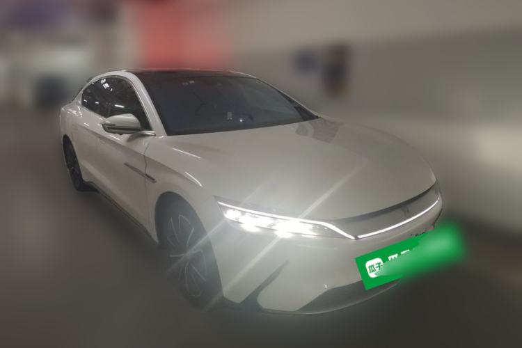 Used BYD Han 2020 EV Four-Wheel Drive High-Performance Flagship Model Front Right 45 Deg