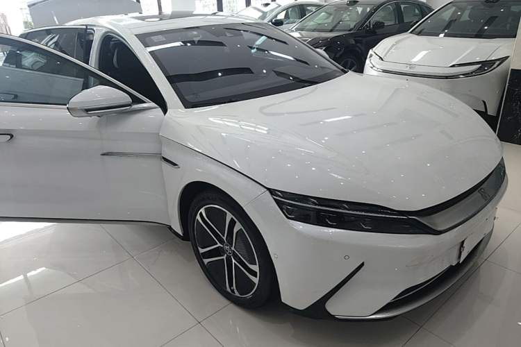 Used BYD Han 2020 EV Long-Range Luxury Model Front Right 45 Deg