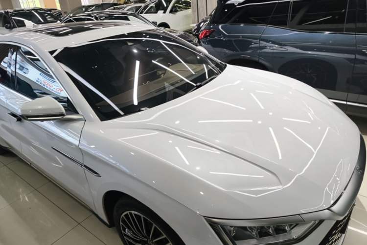 Used BYD Han 2020 DM Four-Wheel Drive Performance Edition Prestige Model Front Right 45 Deg