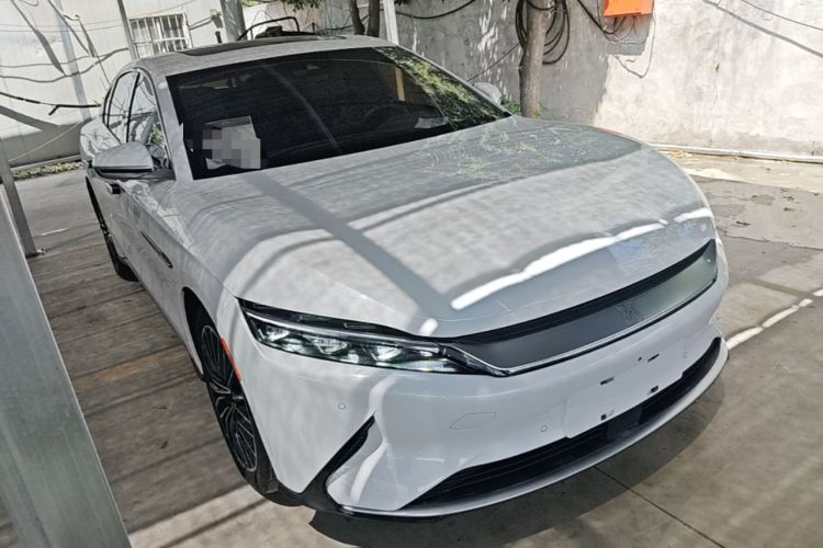 Used BYD Han 2020 EV Long-Range Luxury Model Front Right 45 Deg