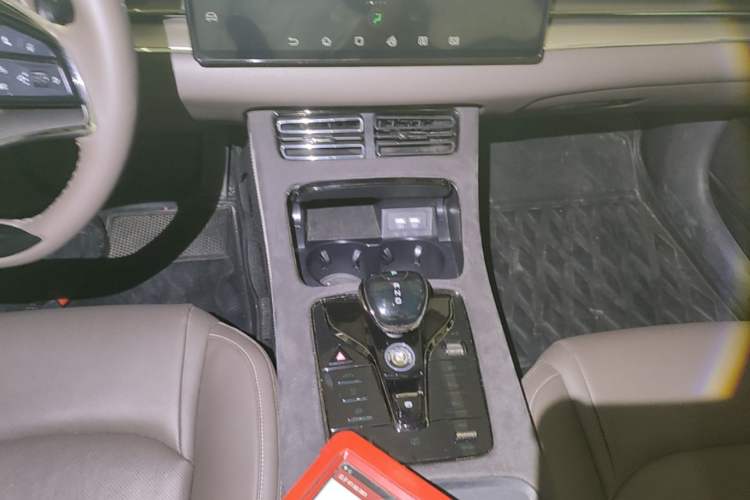 Used BYD Han 2020 DM Four-Wheel Drive Performance Edition Luxury Model Gear Lever