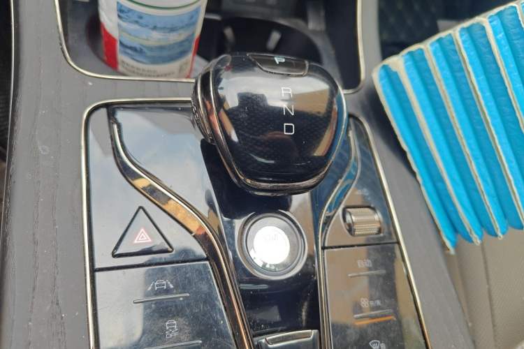 Used BYD Han 2020 DM Four-Wheel Drive Performance Edition Prestige Model Gear Lever