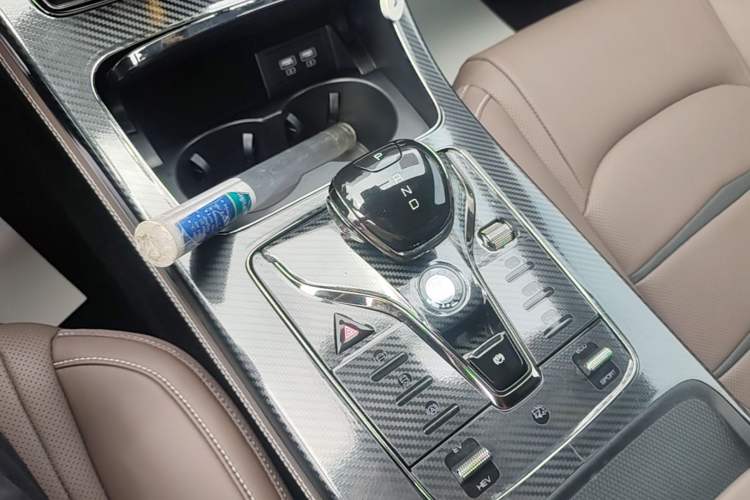 Used BYD Han 2020 DM Four-Wheel Drive Performance Edition Luxury Model Gear Lever