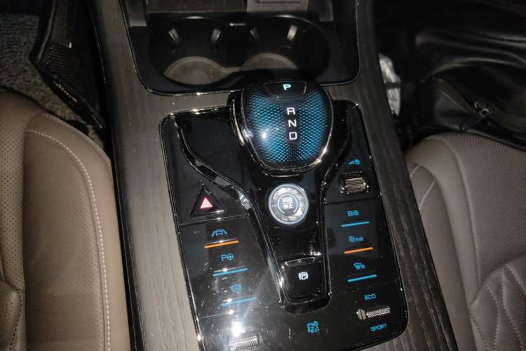 Used BYD Han 2020 EV Long-Range Deluxe Model Gear Lever