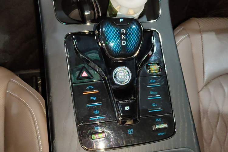 Used BYD Han 2020 EV Four-Wheel Drive High-Performance Flagship Model Gear Lever