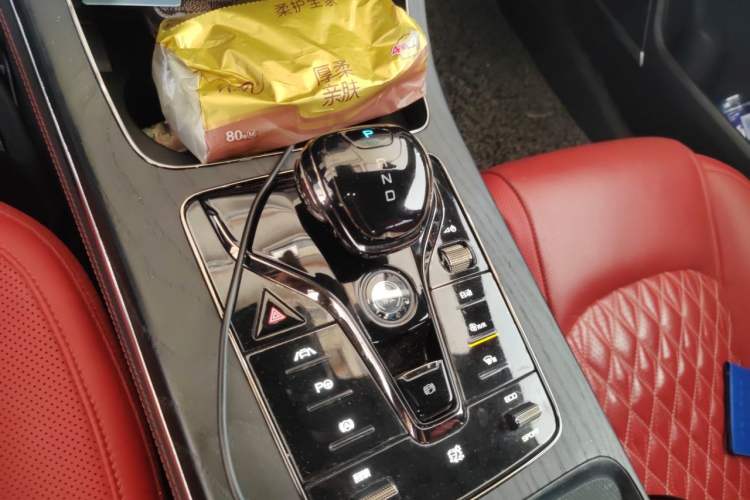 Used BYD Han 2020 EV Four-Wheel Drive High-Performance Flagship Model Gear Lever