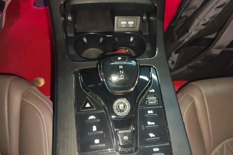 Used BYD Han 2020 DM Four-Wheel Drive Performance Edition Prestige Model Gear Lever