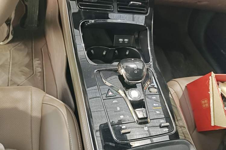 Used BYD Han 2020 EV Long-Range Luxury Model Gear Lever