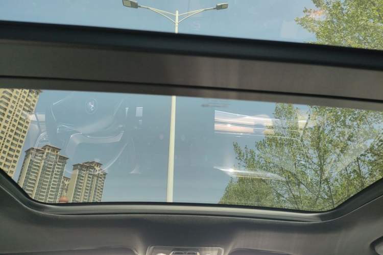 Used BYD Han 2020 EV Long-Range Luxury Model Headliner