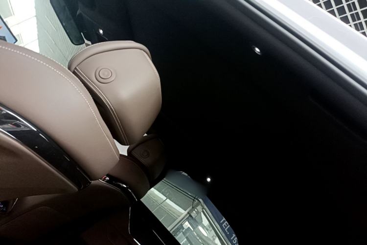 Used BYD Han 2020 DM Four-Wheel Drive Performance Edition Prestige Model Headliner