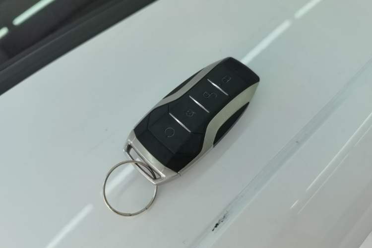 Used BYD Han 2020 EV Long-Range Deluxe Model Interior 1