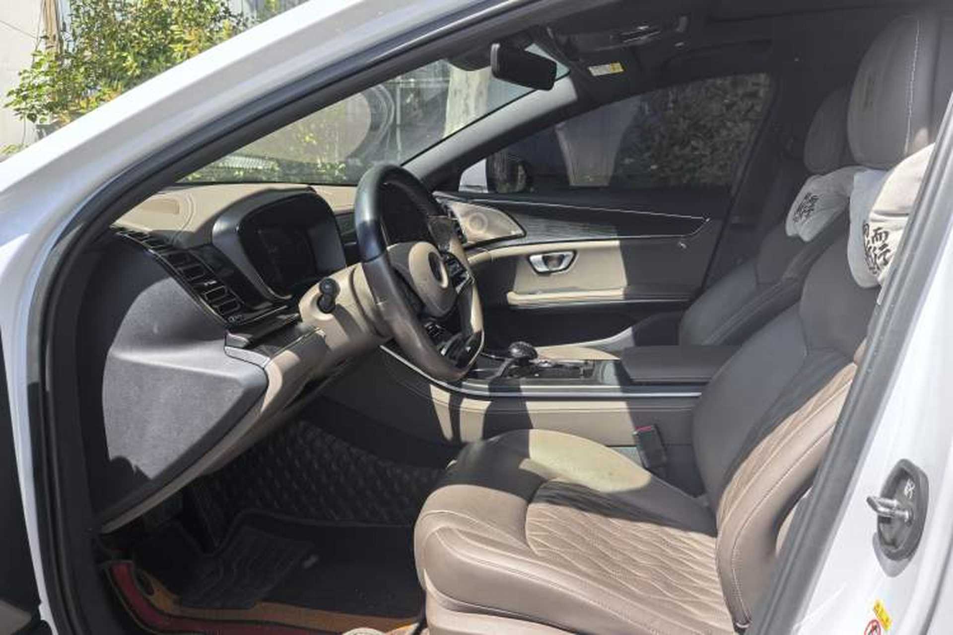 Used BYD Han 2020 EV Long-Range Deluxe Model Interior 3