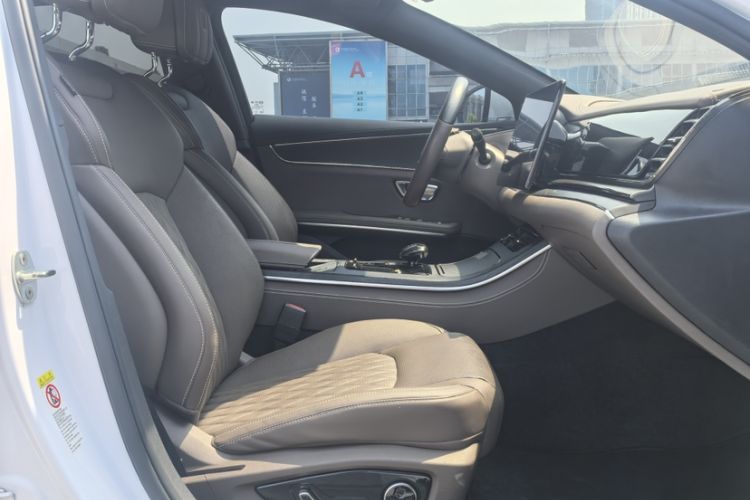 Used BYD Han 2020 DM Four-Wheel Drive Performance Edition Prestige Model Interior 3