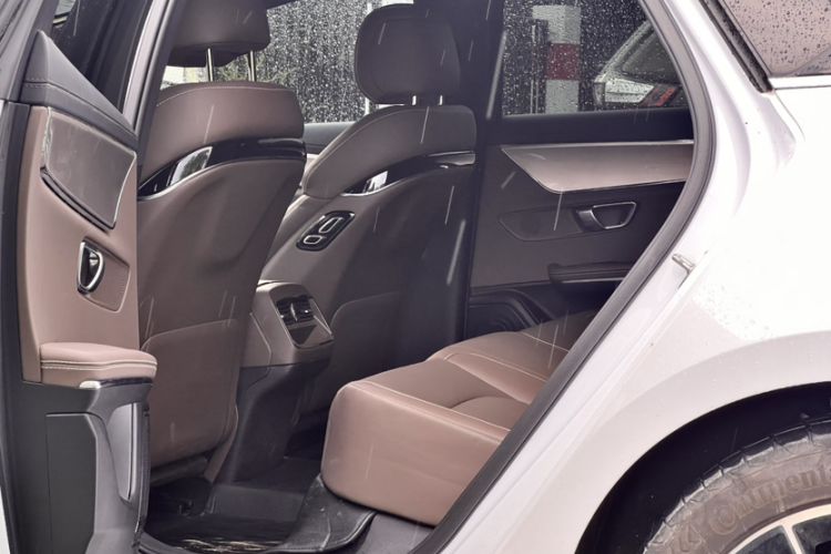 Used BYD Han 2020 EV Long-Range Luxury Model Interior 4