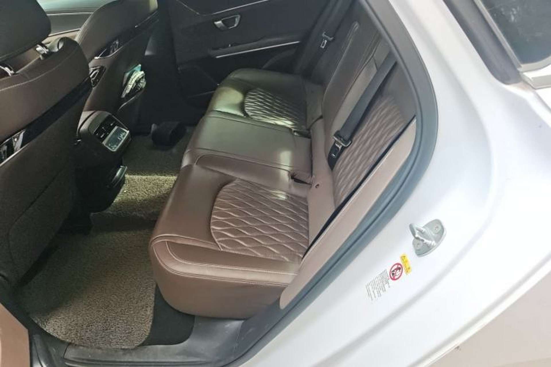 Used BYD Han 2020 EV Four-Wheel Drive High-Performance Flagship Model Interior 4