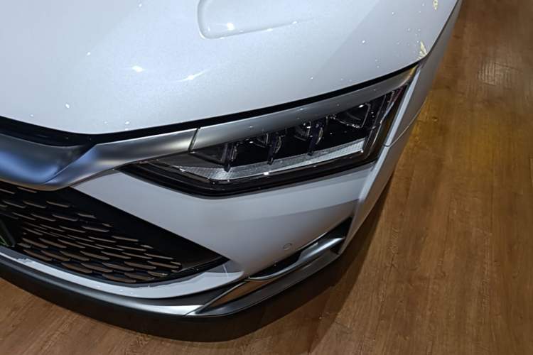 Used BYD Han 2020 DM Four-Wheel Drive Performance Edition Prestige Model Left Front Headlight