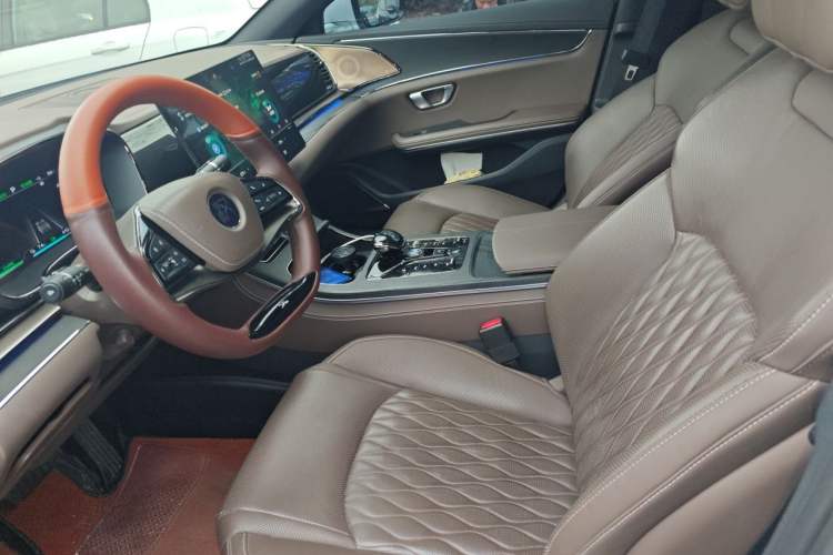 Used BYD Han 2020 EV Four-Wheel Drive High-Performance Flagship Model Left Front Seat
