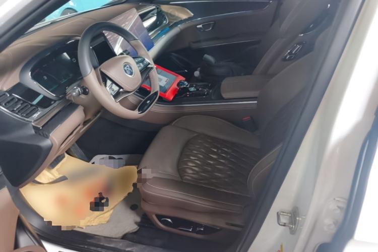 Used BYD Han 2020 EV Long-Range Deluxe Model Left Front Seat