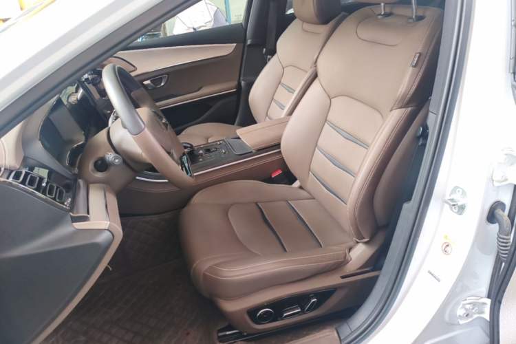 Used BYD Han 2020 DM Four-Wheel Drive Performance Edition Luxury Model Left Front Seat
