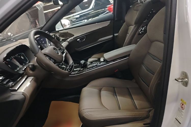 Used BYD Han 2020 DM Four-Wheel Drive Performance Edition Luxury Model Left Front Seat