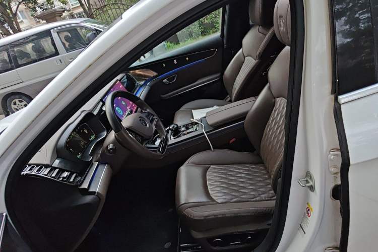 Used BYD Han 2020 DM Four-Wheel Drive Performance Edition Prestige Model Left Front Seat