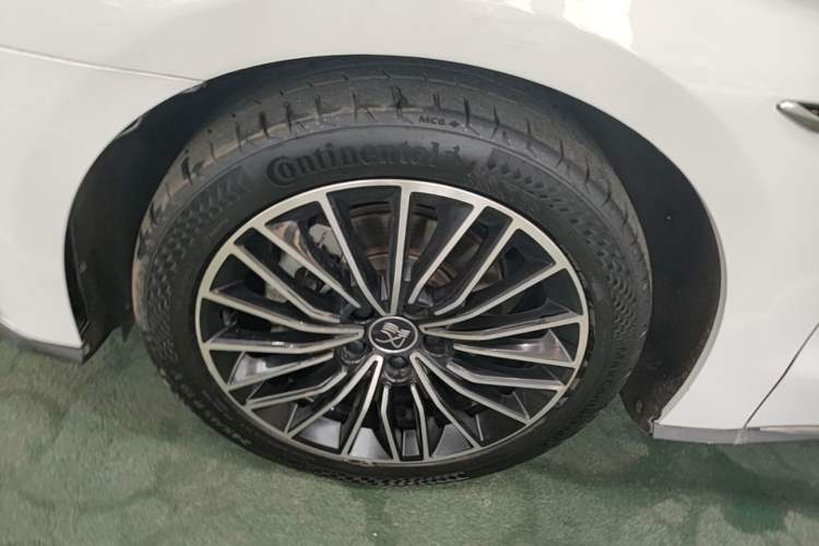 Used BYD Han 2020 DM Four-Wheel Drive Performance Edition Prestige Model Left Front Wheel Hub