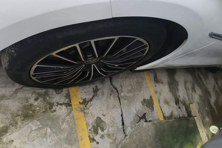 Used BYD Han 2020 EV Long-Range Luxury Model Left Front Wheel Hub