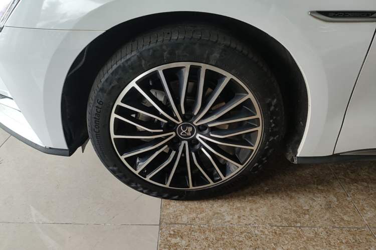 Used BYD Han 2020 DM Four-Wheel Drive Performance Edition Luxury Model Left Front Wheel Hub