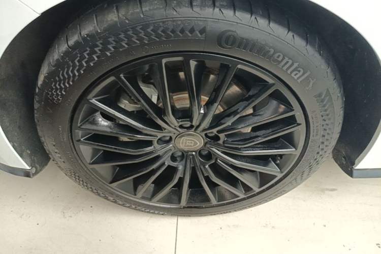 Used BYD Han 2020 EV Long-Range Luxury Model Left Front Wheel Hub