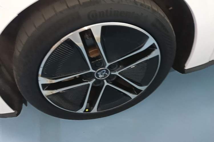 Used BYD Han 2020 EV Long-Range Deluxe Model Left Front Wheel Hub