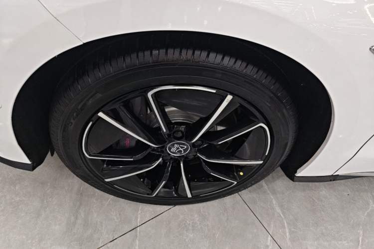 Used BYD Han 2020 EV Four-Wheel Drive High-Performance Flagship Model Left Front Wheel Hub