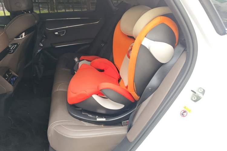 Used BYD Han 2020 DM Four-Wheel Drive Performance Edition Prestige Model Left Rear Seat
