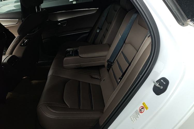 Used BYD Han 2020 DM Four-Wheel Drive Performance Edition Luxury Model Left Rear Seat
