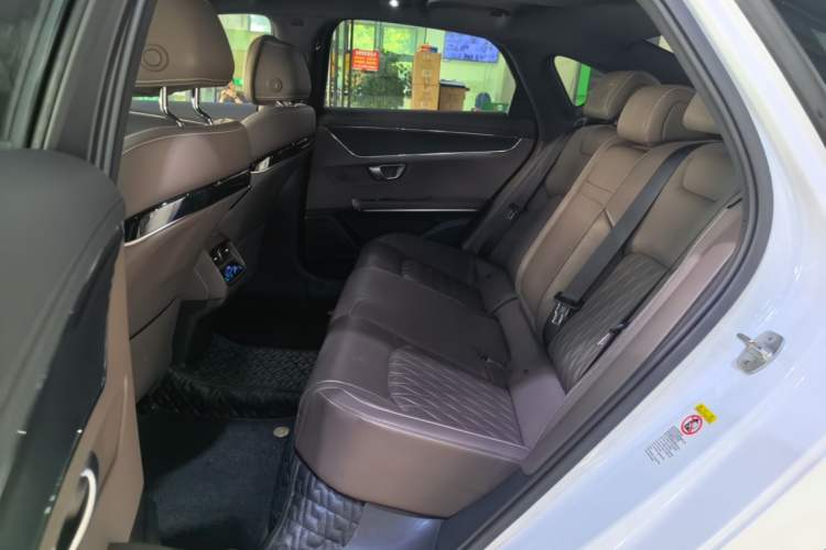 Used BYD Han 2020 DM Four-Wheel Drive Performance Edition Prestige Model Left Rear Seat