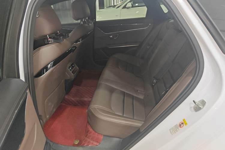 Used BYD Han 2020 DM Four-Wheel Drive Performance Edition Luxury Model Left Rear Seat